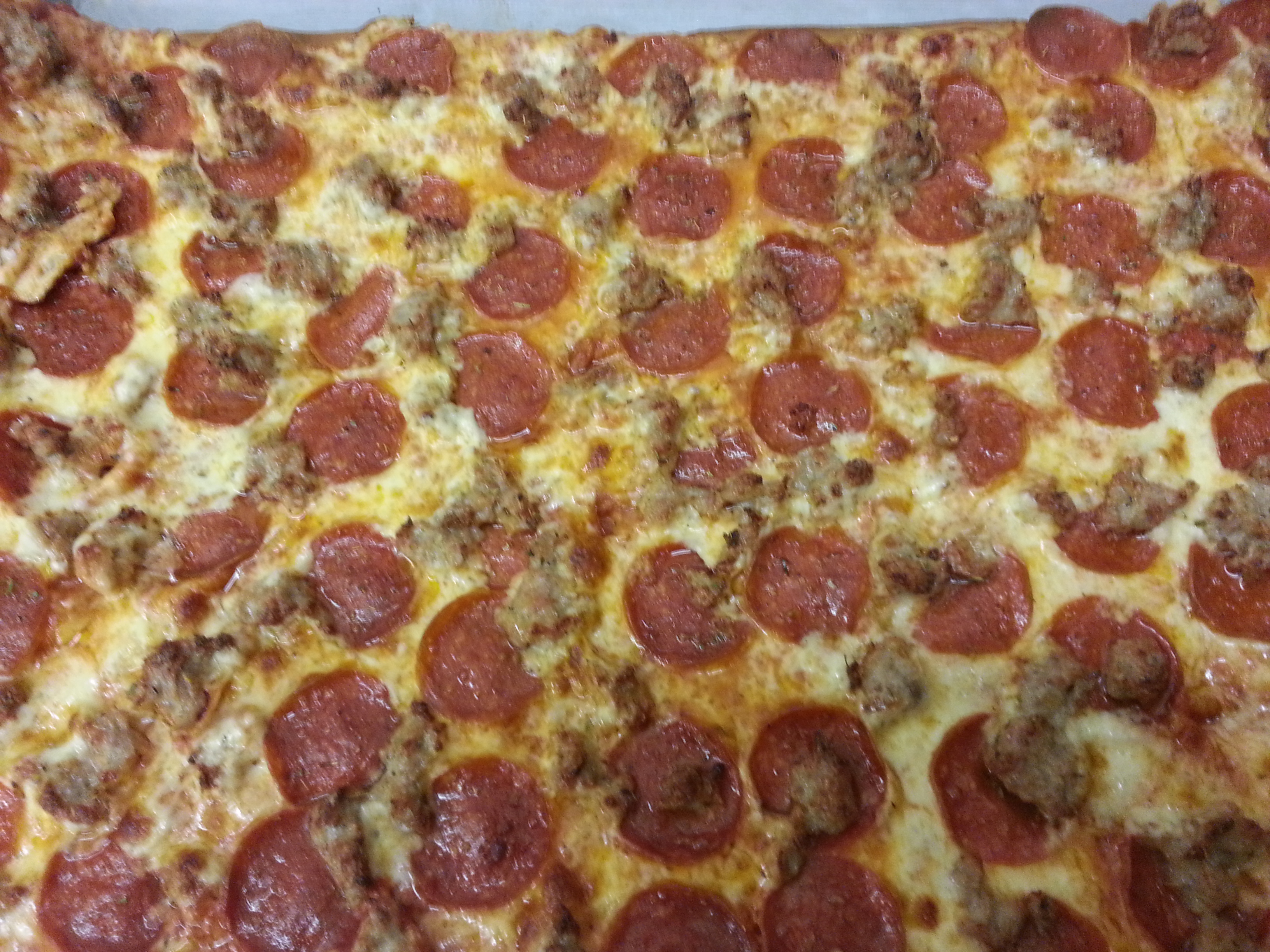 THURSDAY PIZZA SPECIAL